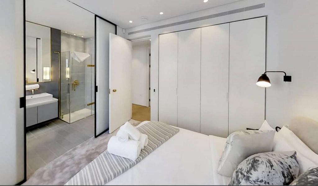 Apartment Nice 2 Bedroom London