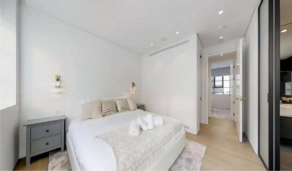 Nice 2 Bedroom London